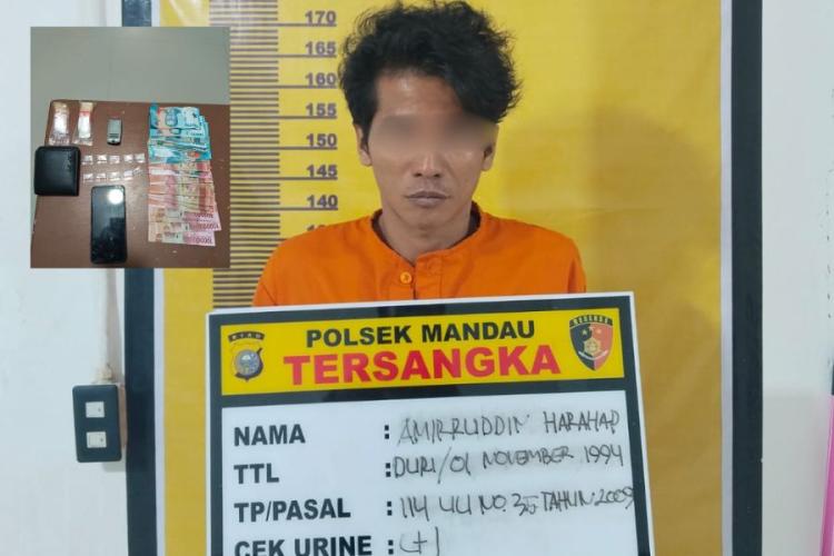 Polsek Mandau Tangkap Pengedar Sabu, Amankan 10 Paket Barang Bukti